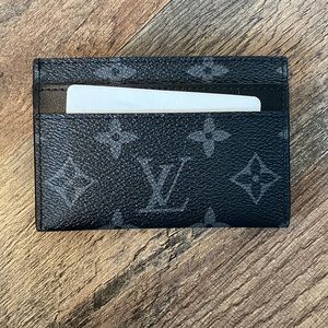 Mens Louis Vuitton cardholder wallet